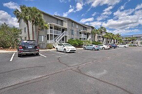 Relaxing Harbor Island Condo: Walk to the Beach!