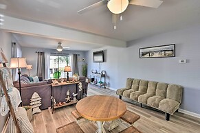 Relaxing Harbor Island Condo: Walk to the Beach!