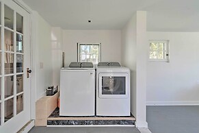 Getaway in Sodus Point w/ Private Yard