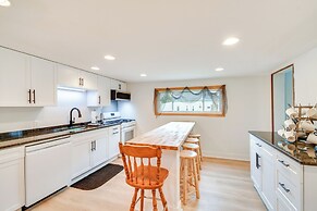 Getaway in Sodus Point w/ Private Yard