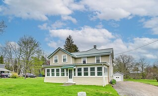 Getaway in Sodus Point w/ Private Yard