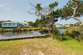 Quiet Hatteras Duplex With Decks ~ 1 Mile to Beach