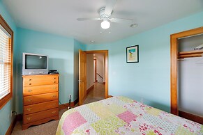 Quiet Hatteras Duplex With Decks ~ 1 Mile to Beach