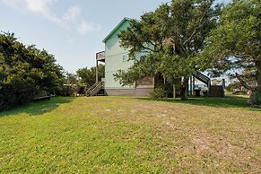 Quiet Hatteras Duplex With Decks ~ 1 Mile to Beach