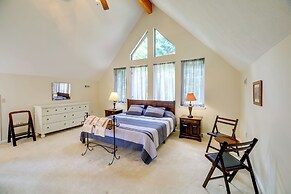 Secluded Mountain City Home w/ Deck & Views!