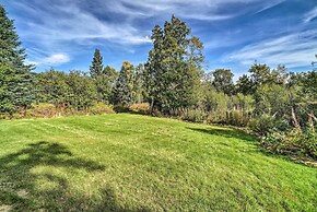 Family Retreat ~ 8 Mi to Downtown + Bishops Beach!