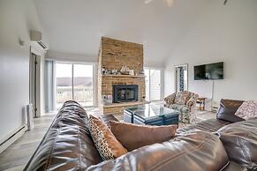 Alpine Lake Resort Home: Stunning Lake Views!