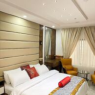 Super Luxurious 1-bed Apartment in Ikate