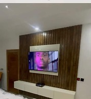 Super Luxurious 1-bed Apartment in Ikate