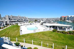 Harbour Island 45g 2 Bedroom Townhouse by RedAwning