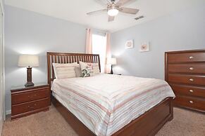 Under The Sea Villa 5 Bedroom Villa by RedAwning