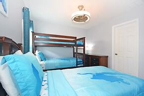 Under The Sea Villa 5 Bedroom Villa by RedAwning