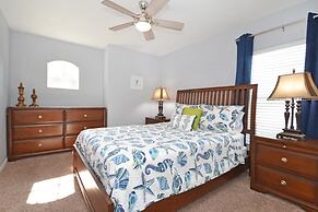 Under The Sea Villa 5 Bedroom Villa by RedAwning