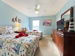 Henley Haven 6 Bedroom Villa by RedAwning