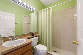 Henley Haven 6 Bedroom Villa by RedAwning