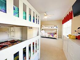 Henley Haven 6 Bedroom Villa by RedAwning