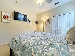 Henley Haven 6 Bedroom Villa by RedAwning