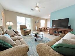 Henley Haven 6 Bedroom Villa by RedAwning