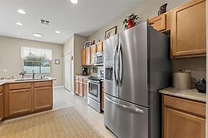 Henley Haven 6 Bedroom Villa by RedAwning