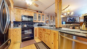 Aspen Creek #227 1 Bedroom Condo by RedAwning