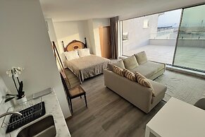 Breathtaking Ocean Front Studio in Povoa de Varzim