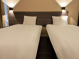 HOTELUX Amsterdam Airport Hotel
