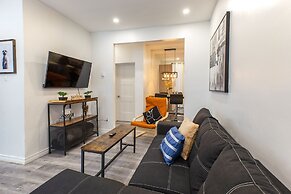 Lovely Condo near Dtown Montreal- 4404