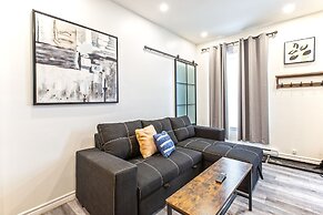 Lovely Condo near Dtown Montreal- 4404