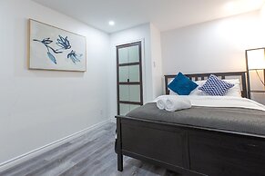 Lovely Condo near Dtown Montreal- 4404