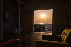 Rush Awaji Guppy - Seaside Holiday Home