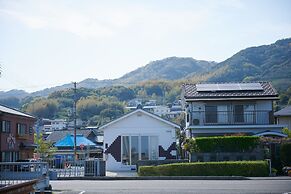 Rush Awaji Guppy - Seaside Holiday Home
