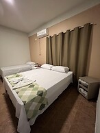 Hotel Paraiso - Fácil acesso as faculdades e FarmShow