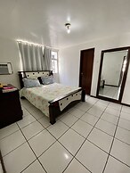 3 quartos a 2 quadras da Praia