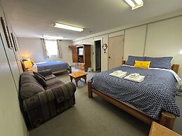 Stewart Mountain Lodge