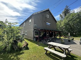 Stewart Mountain Lodge