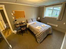 Stewart Mountain Lodge