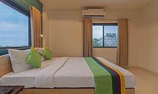 Treebo Tulip Comfort