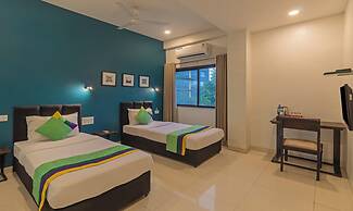 Treebo Tulip Comfort