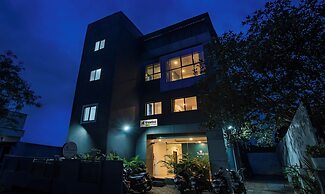 Treebo Tulip Comfort