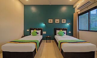 Treebo Tulip Comfort