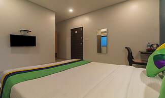 Treebo Tulip Comfort