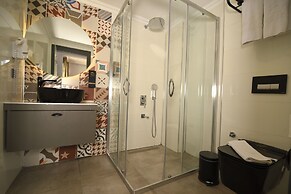 Superb Flat with Calm Balcony - REYHAN