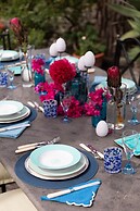 Villa Barkley -luxury Estate With Villa Cottages With a Pool