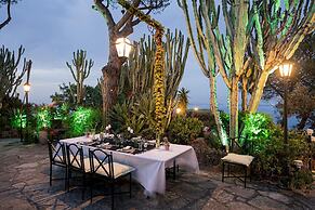 Villa Barkley -luxury Estate With Villa Cottages With a Pool