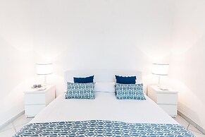 Villa Barkley -luxury Estate With Villa Cottages With a Pool