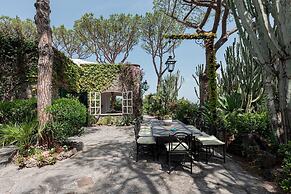 Villa Barkley - Luxury Villa With a Pool