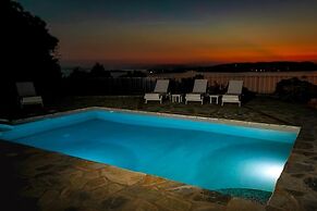 Rodon Luxury Villas Aria