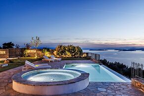 Rodon Luxury Villas Aura