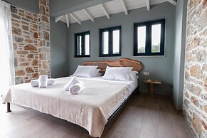 Rodon Luxury Villas Aura