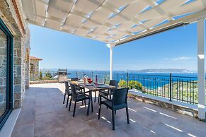 Rodon Luxury Villas Aura